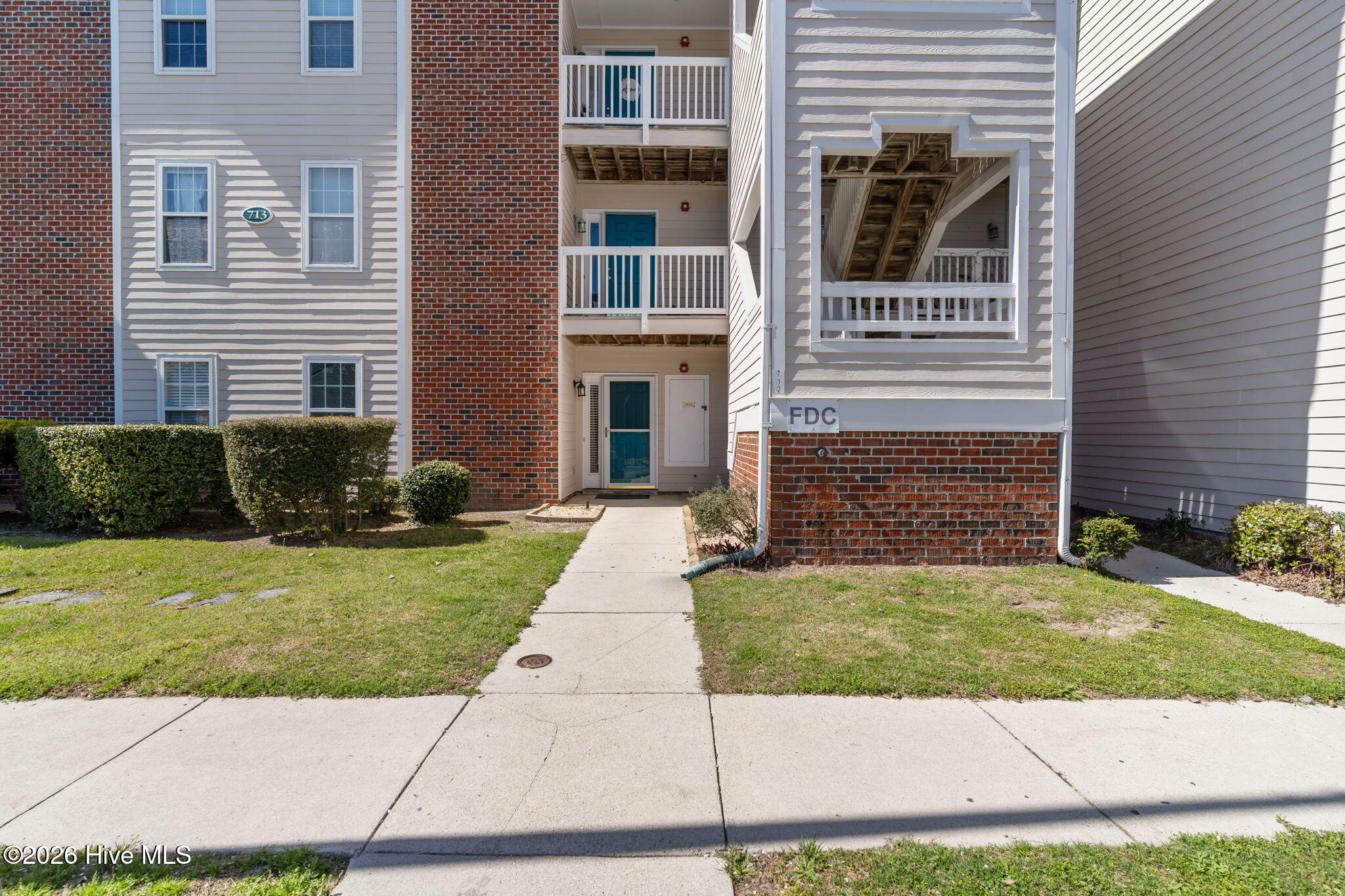 713 Clearwater Court C