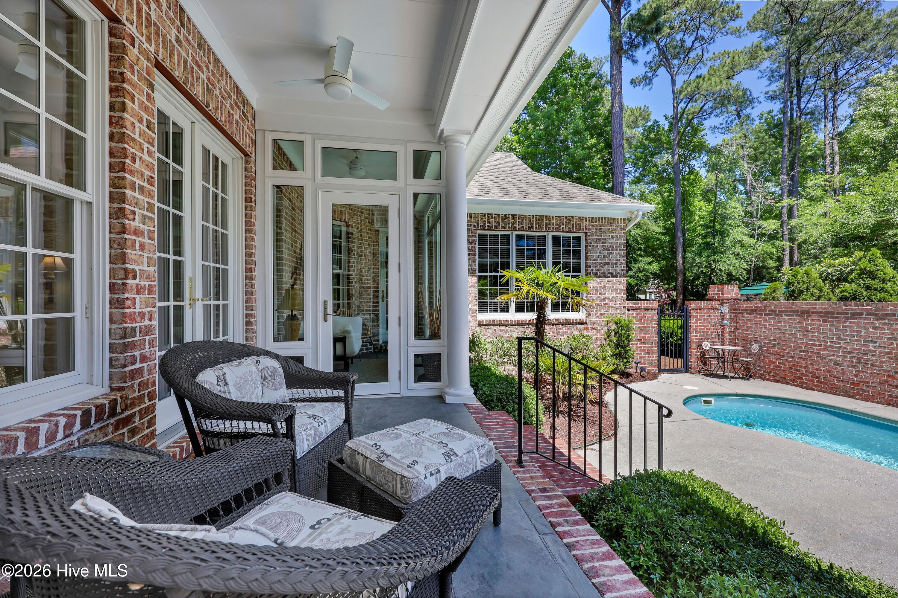 1111 Congressional Lane