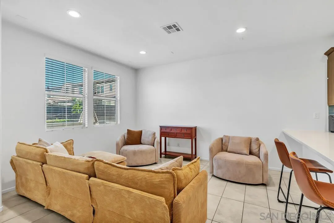 1961 Avenida Citron Unit 115 Unit 115