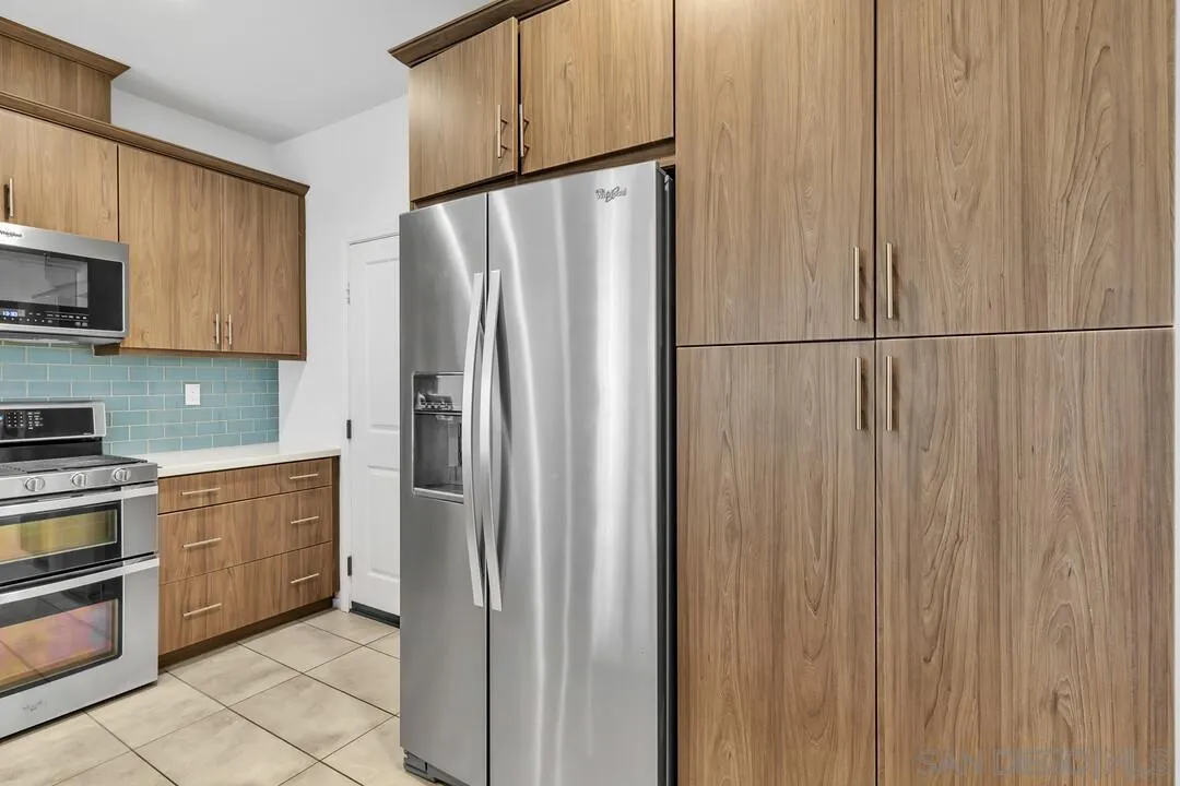 1961 Avenida Citron Unit 115 Unit 115