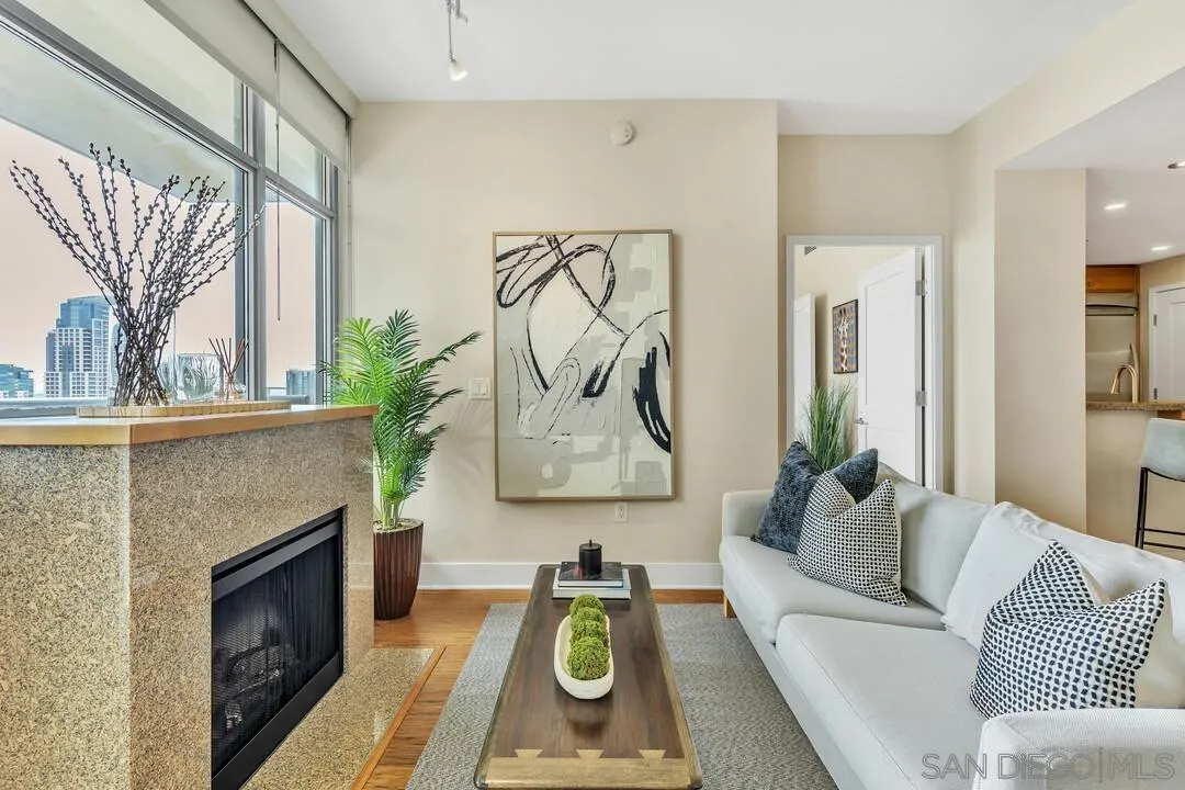 700 W E St Unit 1905