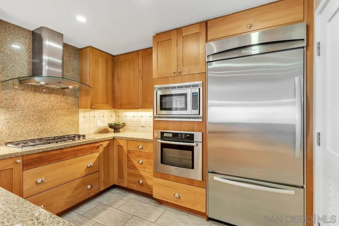 700 W E St Unit 1905