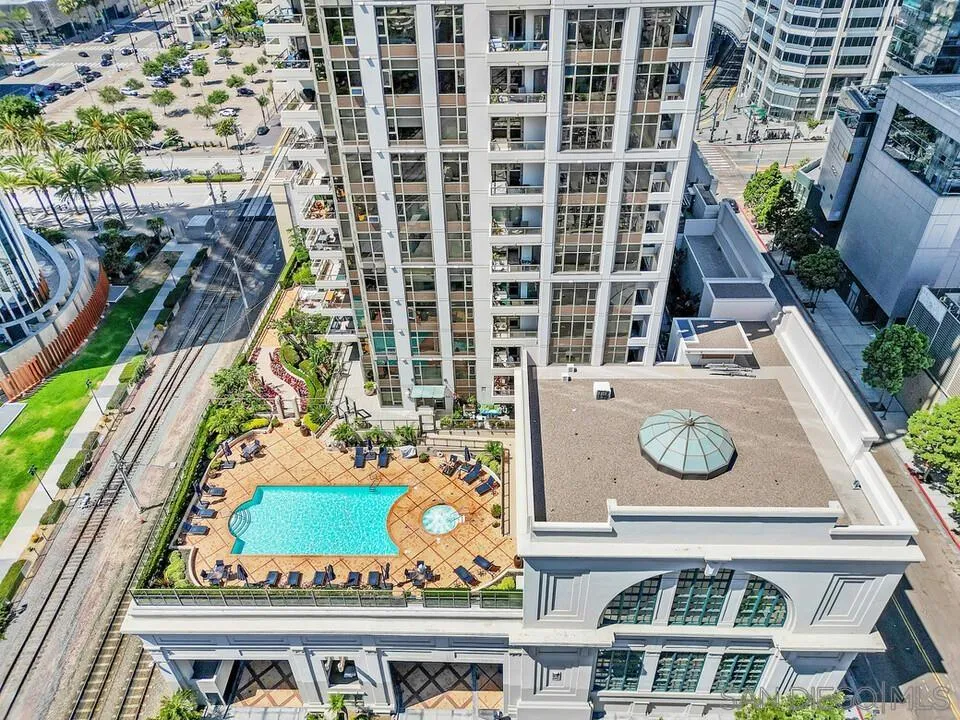 700 W E St Unit 1905