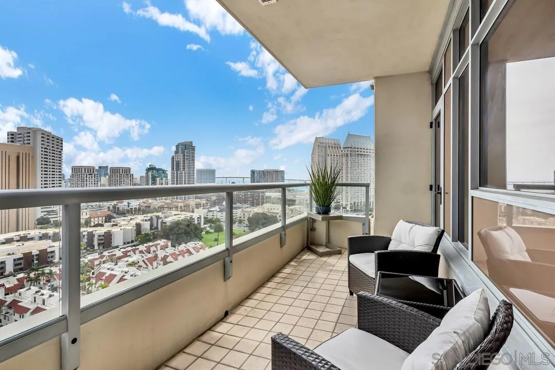 700 W E St Unit 1905