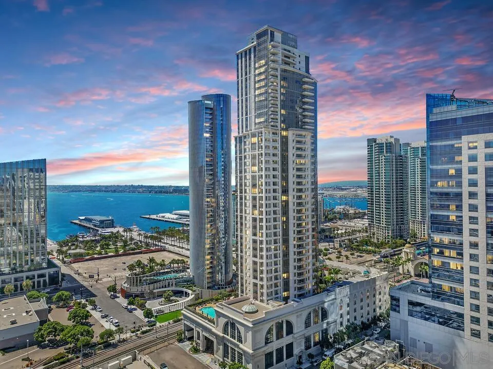 700 W E St Unit 1905