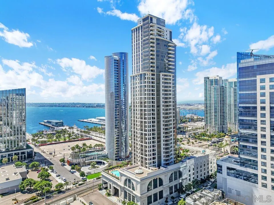 700 W E St Unit 1905