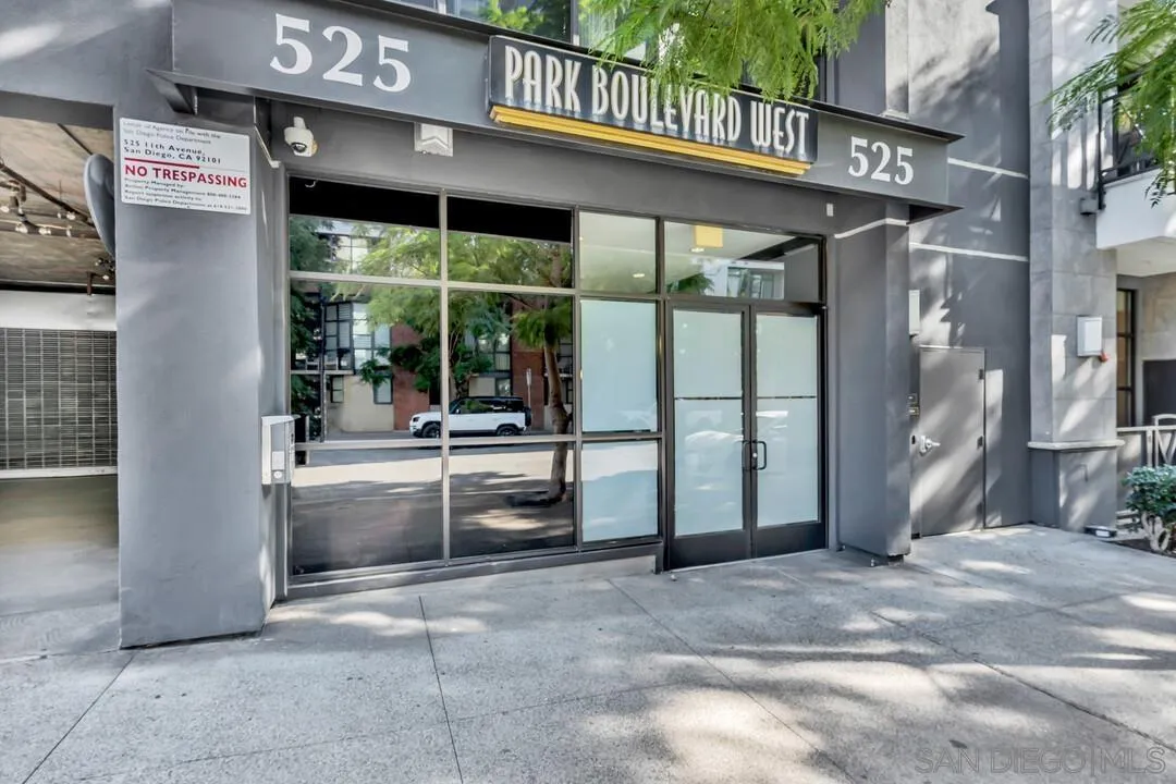 525 11th Ave Unit 1208