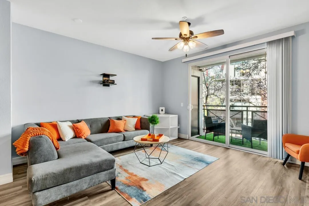 525 11th Ave Unit 1208