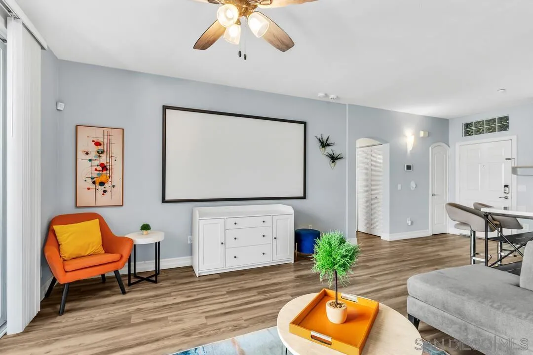 525 11th Ave Unit 1208