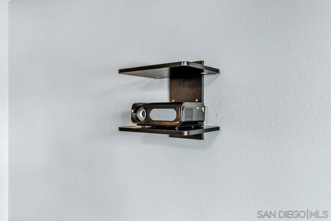 525 11th Ave Unit 1208