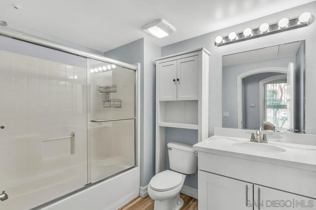 525 11th Ave Unit 1208