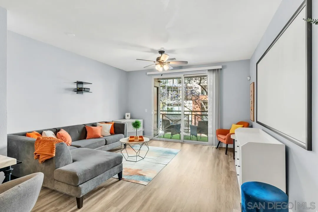 525 11th Ave Unit 1208