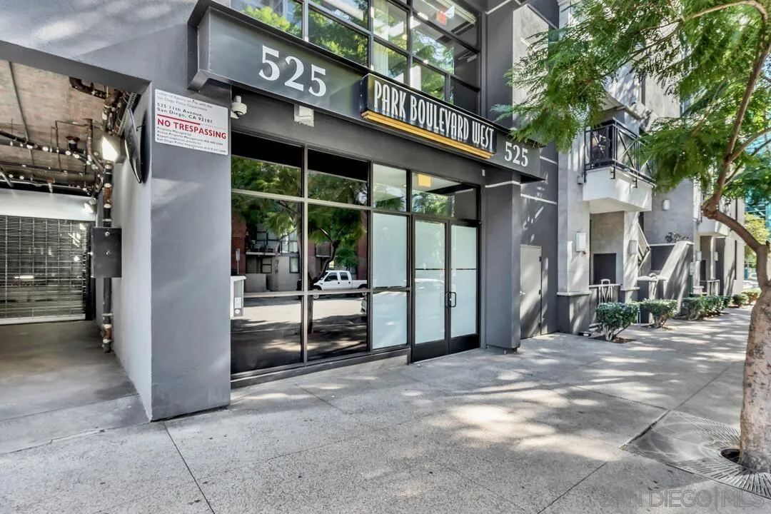 525 11th Ave Unit 1208