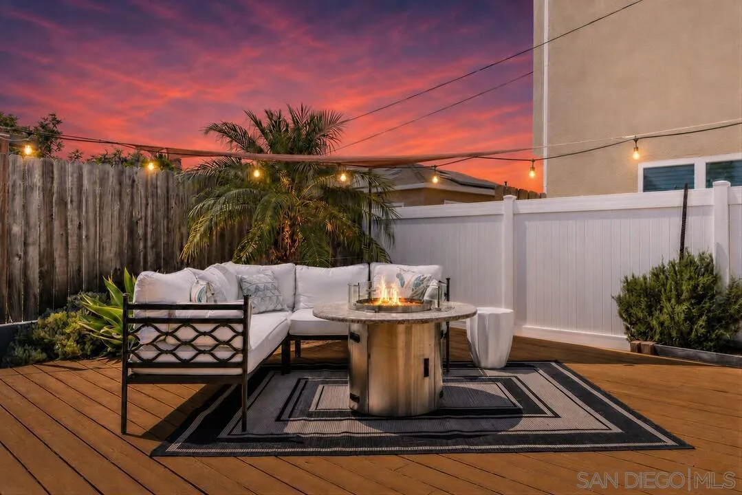 3468 Meade Ave