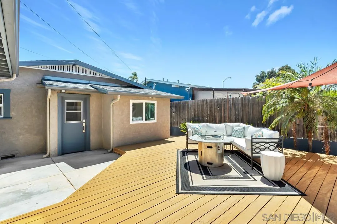 3468 Meade Ave
