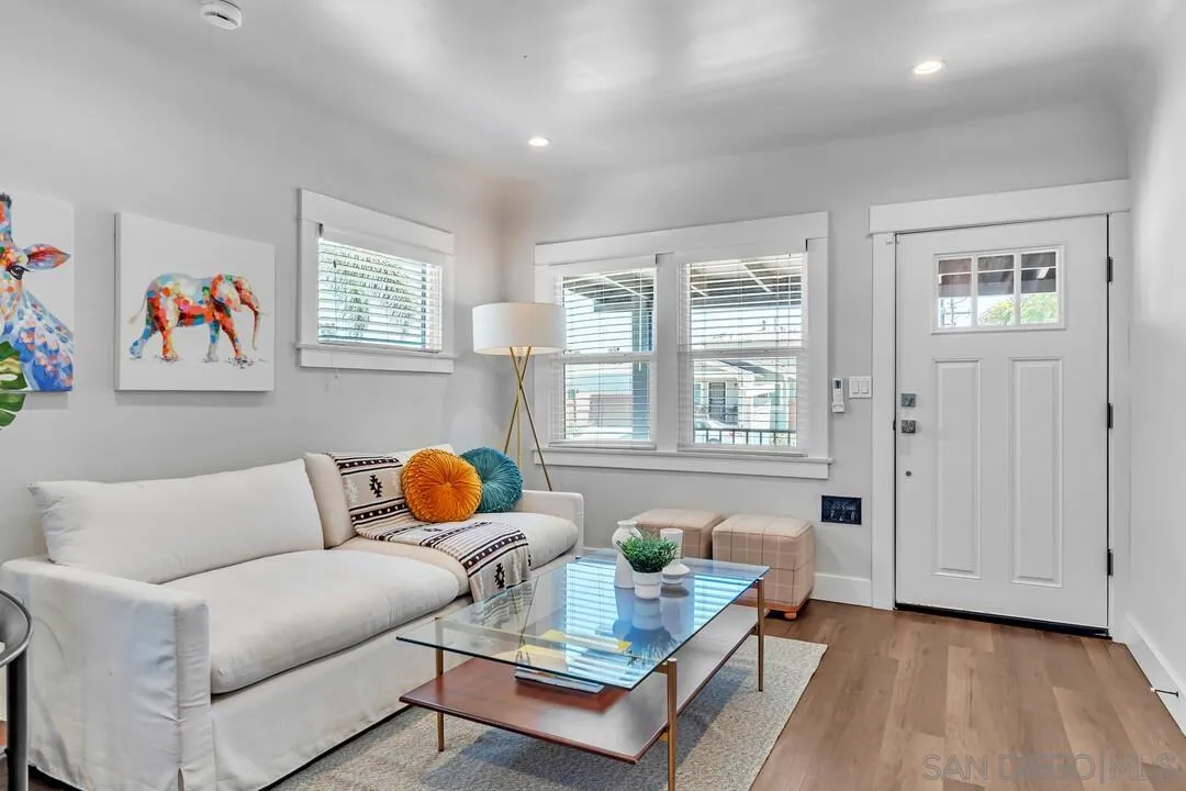 3468 Meade Ave