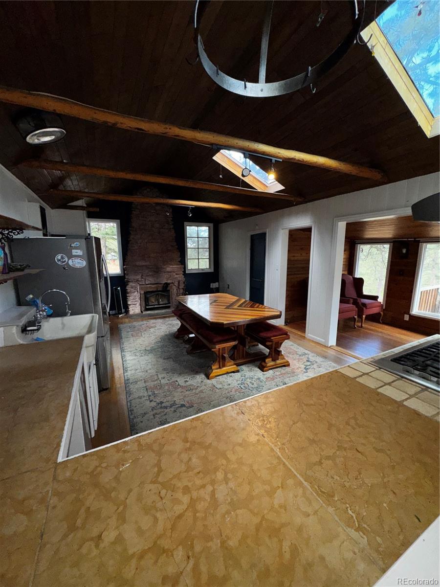 10627 Twin Spruce Road