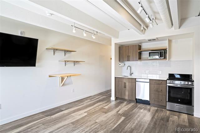 1495 Vrain Street Unit: 304