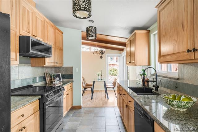 3242 4th Street