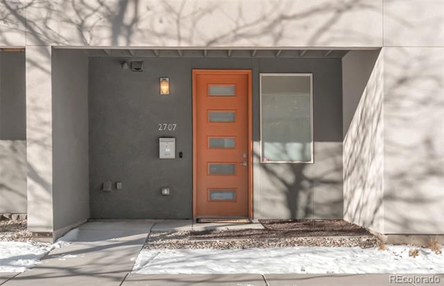 2707 Decatur Street
