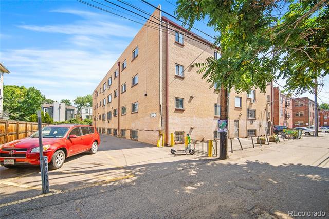1243 N Washington Street Unit: 105