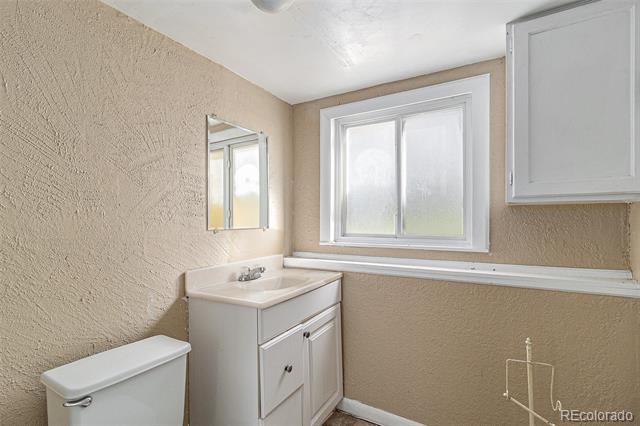 1760 E 83rd Place