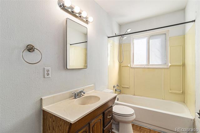 1760 E 83rd Place