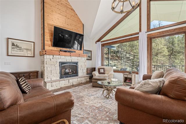 663 Brookside Drive