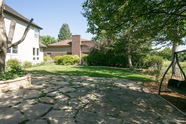 16 Village Court