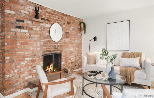 155 S Pennsylvania Street Unit: 205