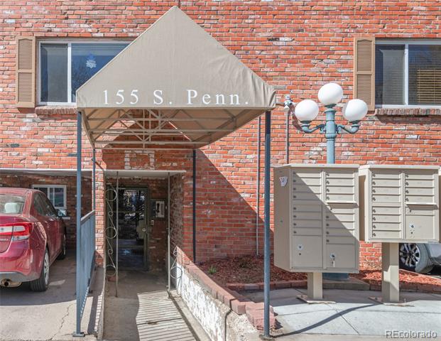 155 S Pennsylvania Street Unit: 205