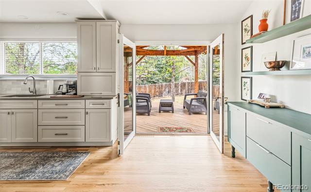 4861 Earle Circle