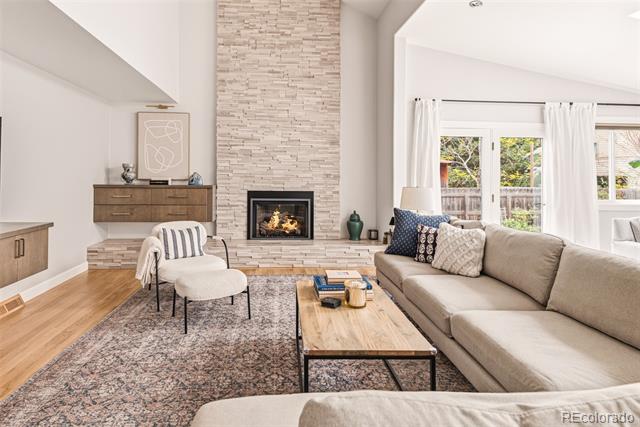 4861 Earle Circle