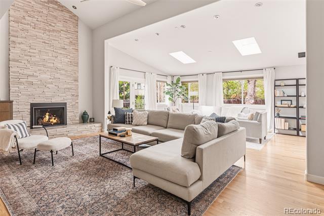 4861 Earle Circle