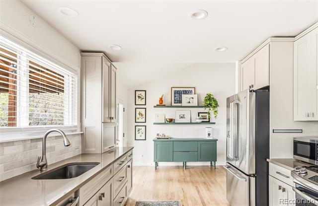 4861 Earle Circle