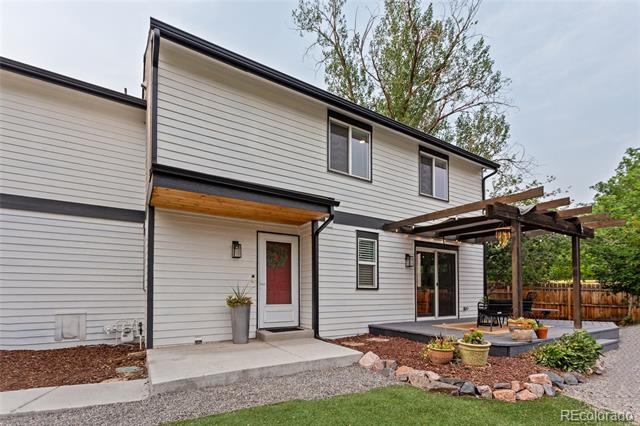 1034 W Peakview Circle