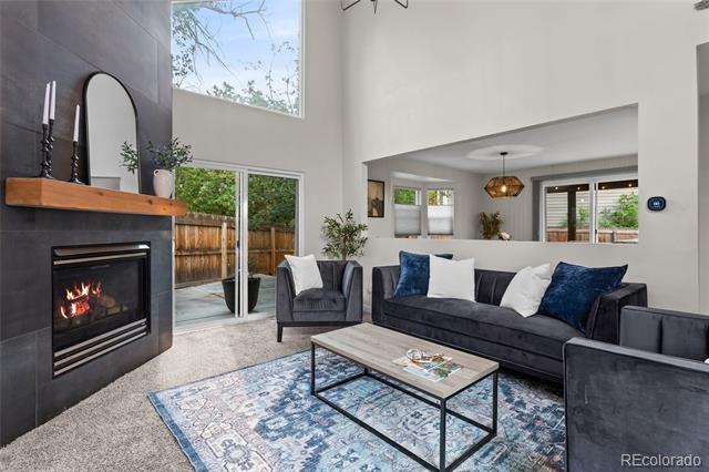 1034 W Peakview Circle