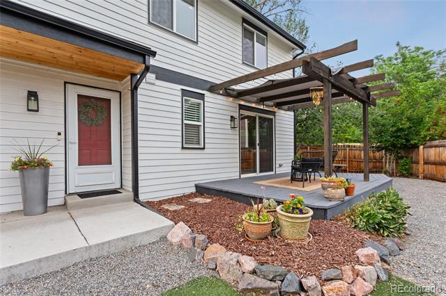 1034 W Peakview Circle
