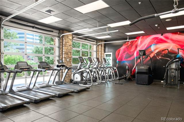 601 W 11th Avenue Unit: 901