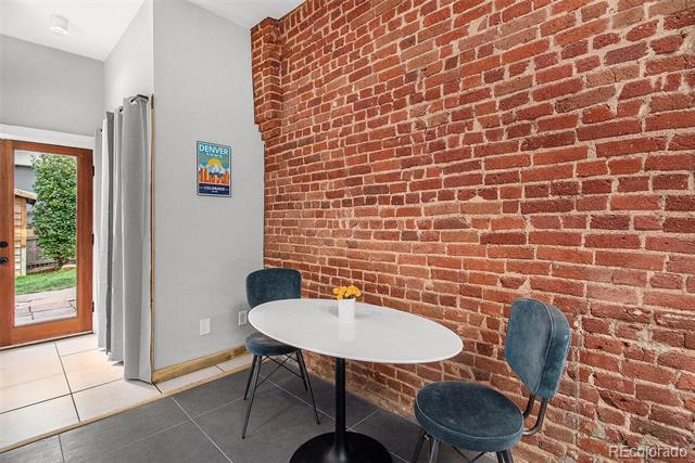2530 Kensing Court