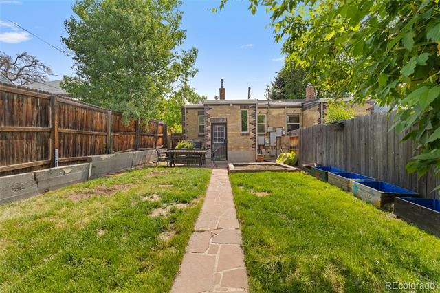 2435 N Irving Street