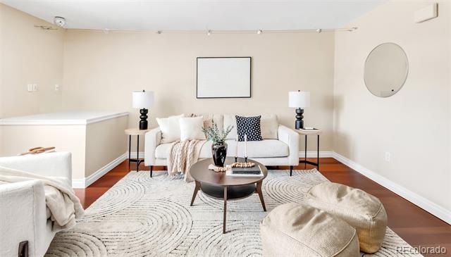 1650 S Deframe Street Unit: B5