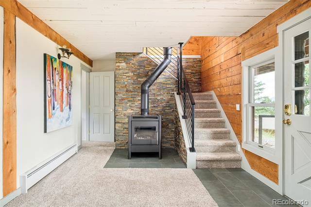 1414 Mountain Pines Road