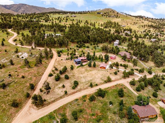 1414 Mountain Pines Road