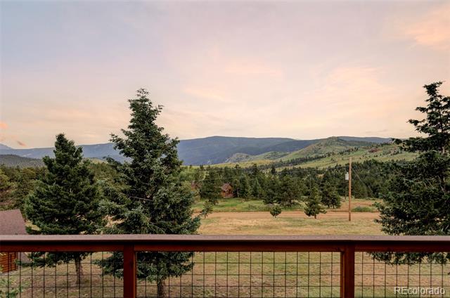 1414 Mountain Pines Road