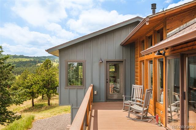 1414 Mountain Pines Road