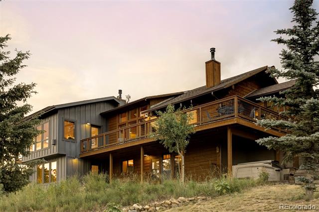 1414 Mountain Pines Road