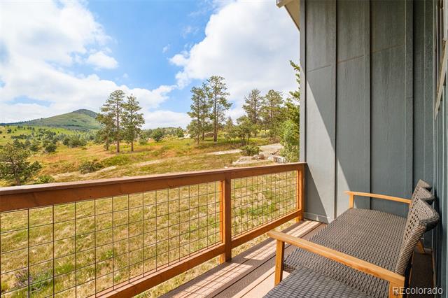 1414 Mountain Pines Road