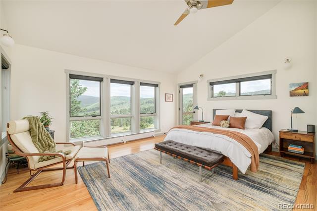 1414 Mountain Pines Road