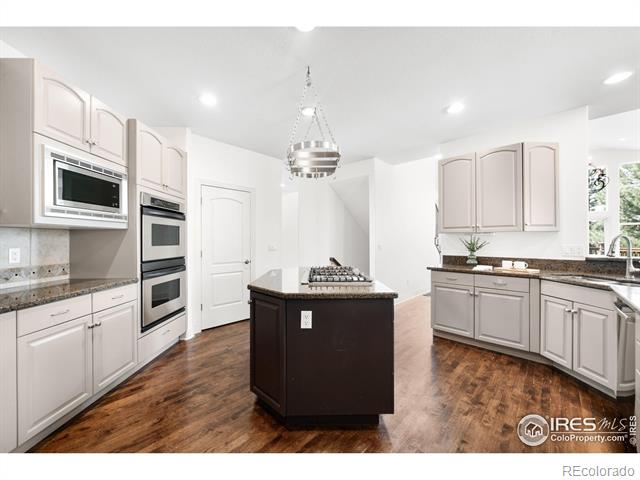 5086 Fox Sparrow Road